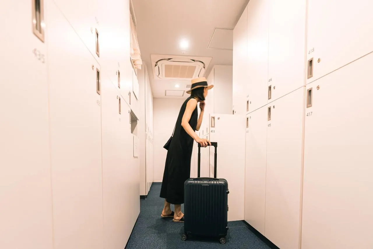 Mayu Tokyo Woman  Kapselhotel