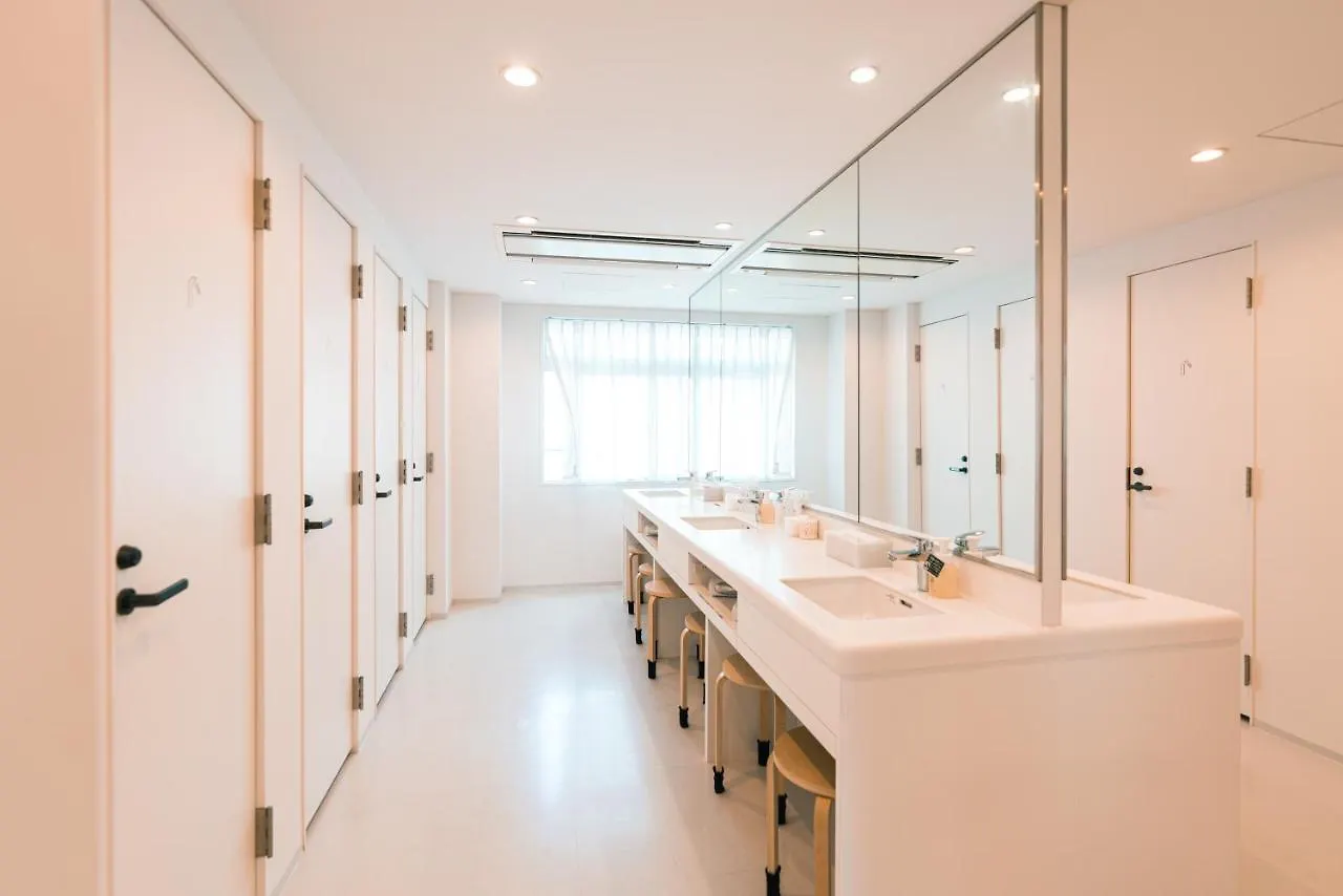 ** Kapselhotel Mayu Tokyo Woman  Japan